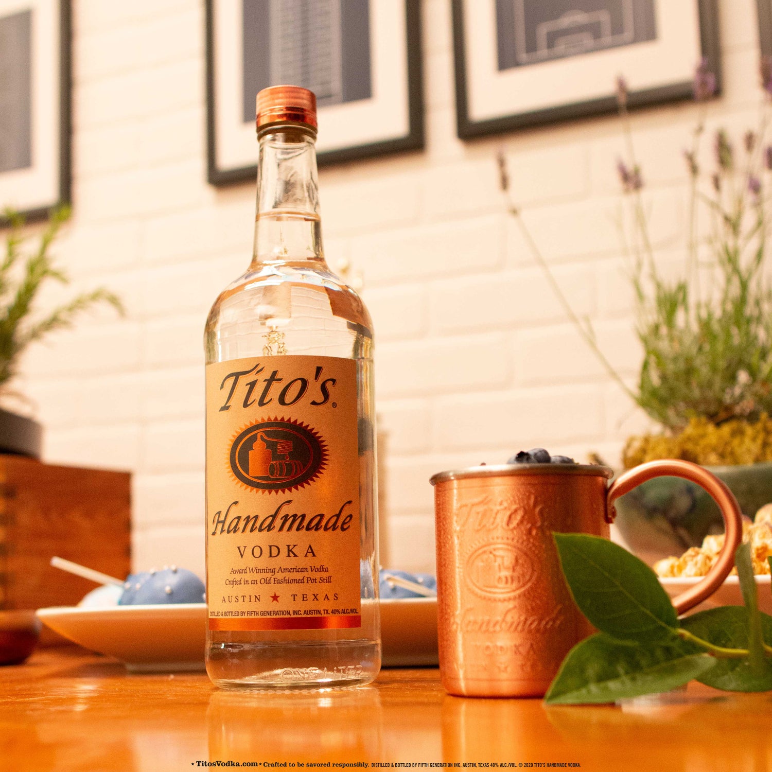 TITO'S HANDMADE VODKA | ICONIC BEVERAGES